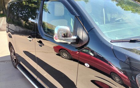 Peugeot Traveller I, 2021 год, 3 200 000 рублей, 6 фотография