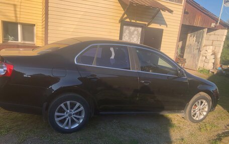 Volkswagen Jetta VI, 2008 год, 650 000 рублей, 4 фотография