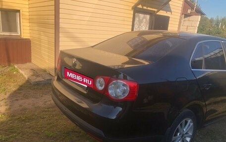 Volkswagen Jetta VI, 2008 год, 650 000 рублей, 19 фотография