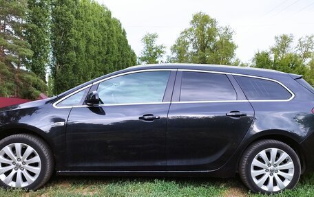 Opel Astra J, 2011 год, 1 000 000 рублей, 6 фотография