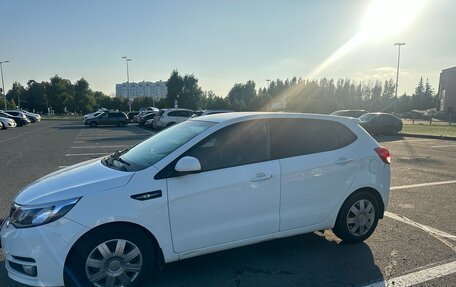 KIA Rio III рестайлинг, 2016 год, 999 999 рублей, 1 фотография