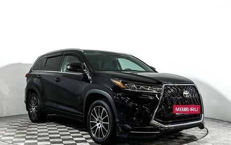 Toyota Highlander III, 2019 год, 3 697 000 рублей, 3 фотография
