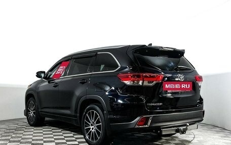 Toyota Highlander III, 2019 год, 3 697 000 рублей, 7 фотография