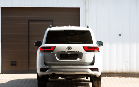 Toyota Land Cruiser, 2022 год, 9 850 000 рублей, 6 фотография