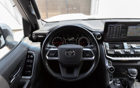 Toyota Land Cruiser, 2022 год, 9 850 000 рублей, 26 фотография