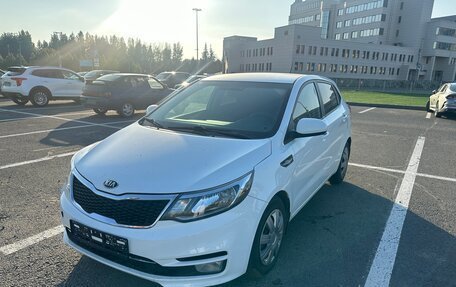 KIA Rio III рестайлинг, 2016 год, 999 999 рублей, 4 фотография