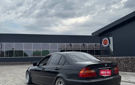 BMW 3 серия, 2002 год, 900 000 рублей, 3 фотография