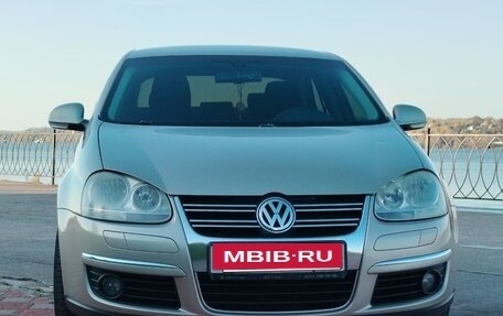 Volkswagen Jetta VI, 2009 год, 600 000 рублей, 1 фотография
