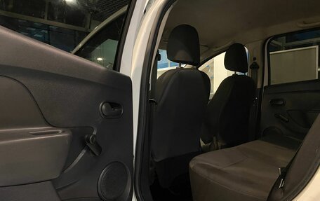 Renault Sandero II рестайлинг, 2019 год, 850 000 рублей, 19 фотография