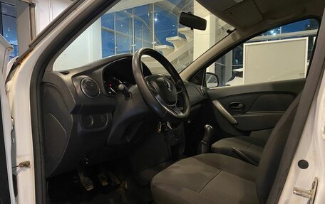 Renault Sandero II рестайлинг, 2019 год, 850 000 рублей, 18 фотография