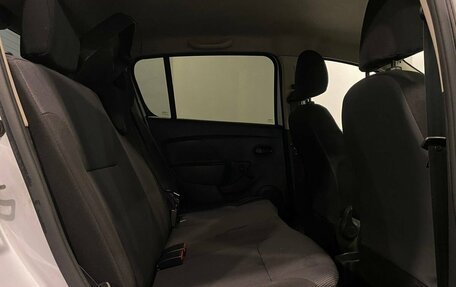 Renault Sandero II рестайлинг, 2019 год, 850 000 рублей, 14 фотография