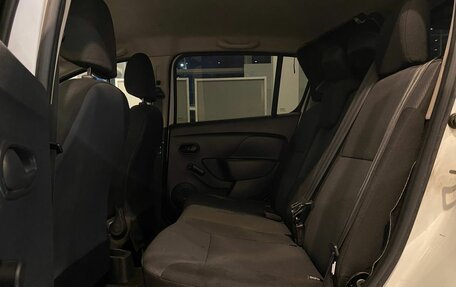 Renault Sandero II рестайлинг, 2019 год, 850 000 рублей, 20 фотография