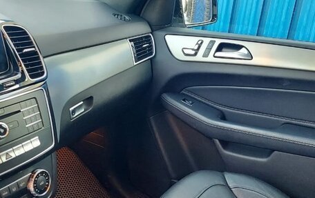 Mercedes-Benz GLE, 2017 год, 2 200 000 рублей, 2 фотография
