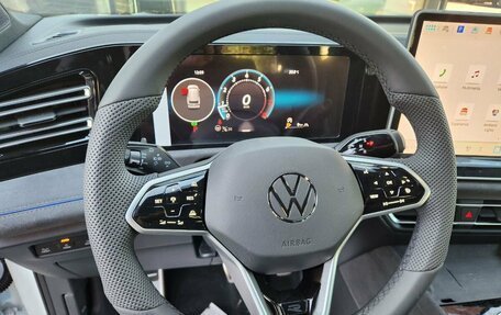 Volkswagen Tiguan, 2025 год, 5 700 000 рублей, 15 фотография