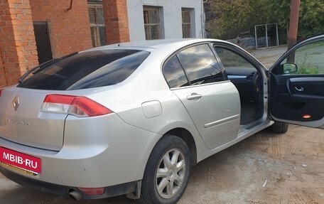 Renault Laguna III рестайлинг, 2008 год, 560 000 рублей, 3 фотография