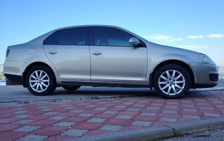 Volkswagen Jetta VI, 2009 год, 600 000 рублей, 3 фотография