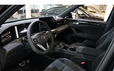 Volkswagen Tiguan, 2024 год, 5 600 000 рублей, 9 фотография