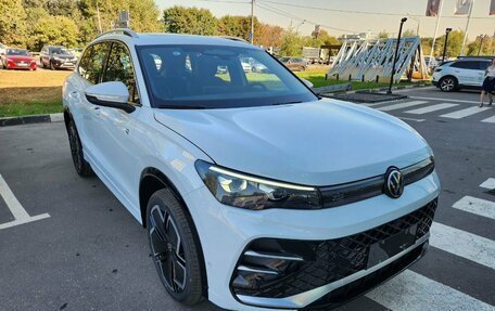 Volkswagen Tiguan, 2025 год, 5 700 000 рублей, 4 фотография