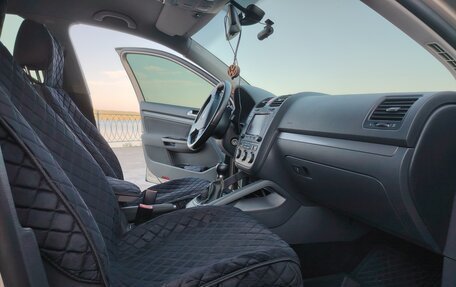 Volkswagen Jetta VI, 2009 год, 600 000 рублей, 10 фотография