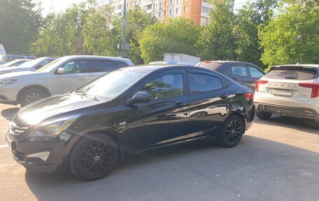 Hyundai Solaris II рестайлинг, 2015 год, 1 150 000 рублей, 4 фотография