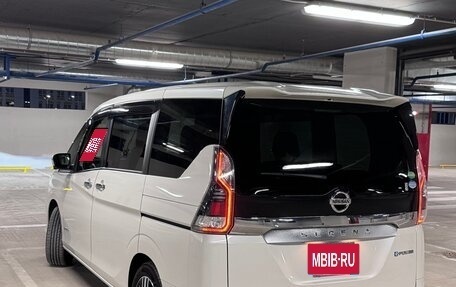 Nissan Serena IV, 2018 год, 2 200 000 рублей, 8 фотография