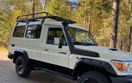 Toyota Land Cruiser 70, 2022 год, 8 000 000 рублей, 2 фотография