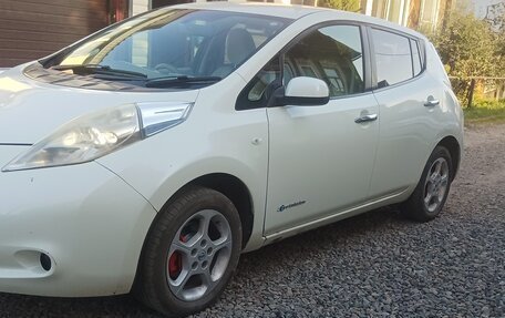 Nissan Leaf I, 2011 год, 460 000 рублей, 3 фотография