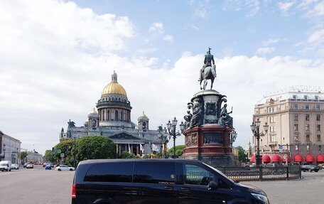 Mercedes-Benz Vito, 2017 год, 3 700 000 рублей, 31 фотография