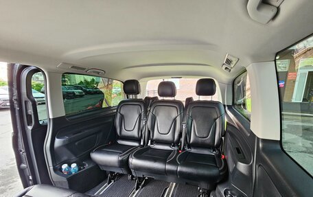 Mercedes-Benz Vito, 2017 год, 3 700 000 рублей, 22 фотография