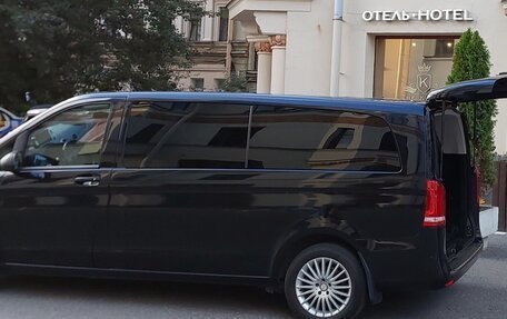 Mercedes-Benz Vito, 2017 год, 3 700 000 рублей, 25 фотография