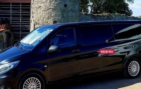 Mercedes-Benz Vito, 2017 год, 3 700 000 рублей, 27 фотография