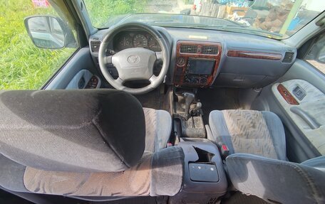 Toyota Land Cruiser Prado 90 рестайлинг, 2000 год, 1 350 000 рублей, 3 фотография