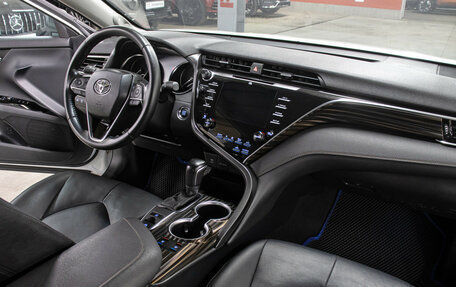 Toyota Camry, 2020 год, 2 898 000 рублей, 11 фотография