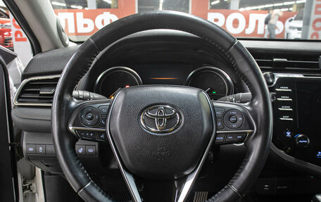 Toyota Camry, 2020 год, 2 898 000 рублей, 17 фотография