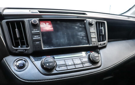 Toyota RAV4, 2018 год, 2 780 000 рублей, 14 фотография