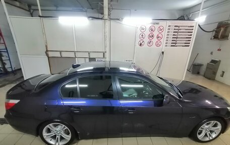 BMW 5 серия, 2004 год, 970 000 рублей, 10 фотография