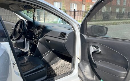 Volkswagen Polo VI (EU Market), 2011 год, 650 000 рублей, 5 фотография
