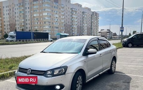 Volkswagen Polo VI (EU Market), 2011 год, 650 000 рублей, 2 фотография