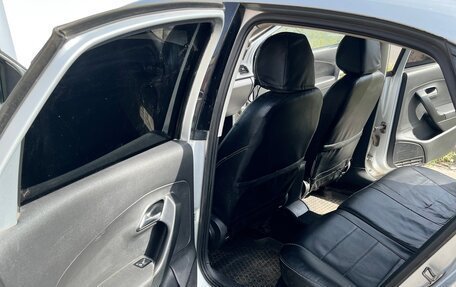 Volkswagen Polo VI (EU Market), 2011 год, 650 000 рублей, 7 фотография