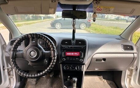 Volkswagen Polo VI (EU Market), 2011 год, 650 000 рублей, 9 фотография