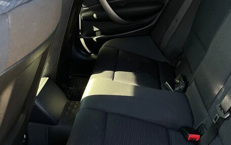 BMW 1 серия, 2008 год, 850 000 рублей, 12 фотография