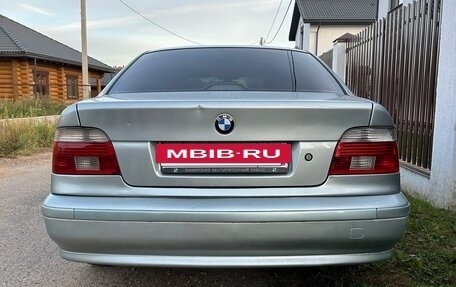 BMW 5 серия, 2002 год, 650 000 рублей, 2 фотография