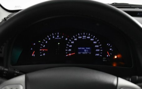 Toyota Camry, 2010 год, 1 690 000 рублей, 19 фотография
