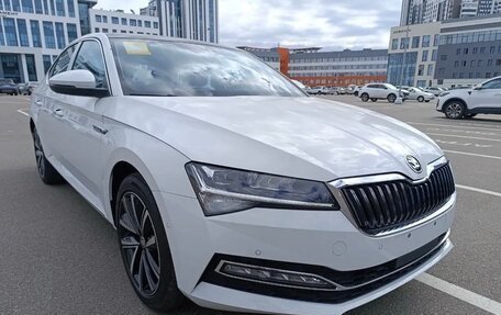 Skoda Superb III рестайлинг, 2025 год, 2 949 000 рублей, 3 фотография