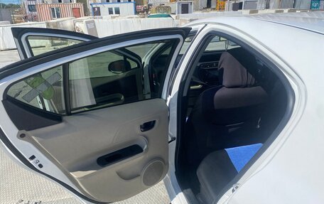 Toyota Aqua I, 2013 год, 850 000 рублей, 16 фотография