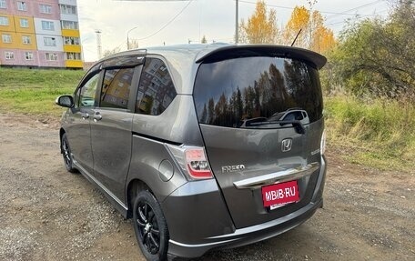 Honda Freed I, 2012 год, 1 100 000 рублей, 8 фотография