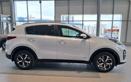 KIA Sportage IV рестайлинг, 2020 год, 2 543 000 рублей, 4 фотография