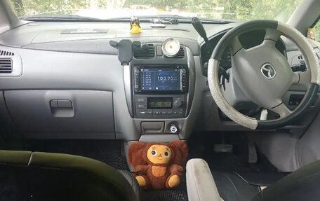 Mazda Premacy III, 2001 год, 230 000 рублей, 2 фотография