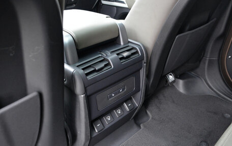Land Rover Defender II, 2021 год, 6 490 000 рублей, 29 фотография
