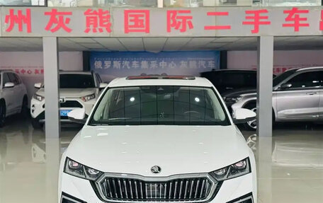 Skoda Octavia IV, 2022 год, 2 010 000 рублей, 2 фотография